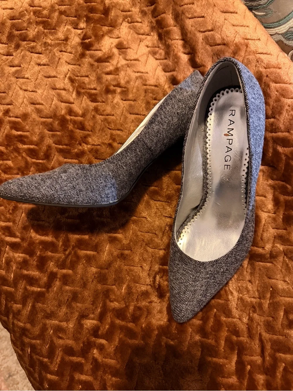 Rampage Gray Herringbone Pointed Toe Heels